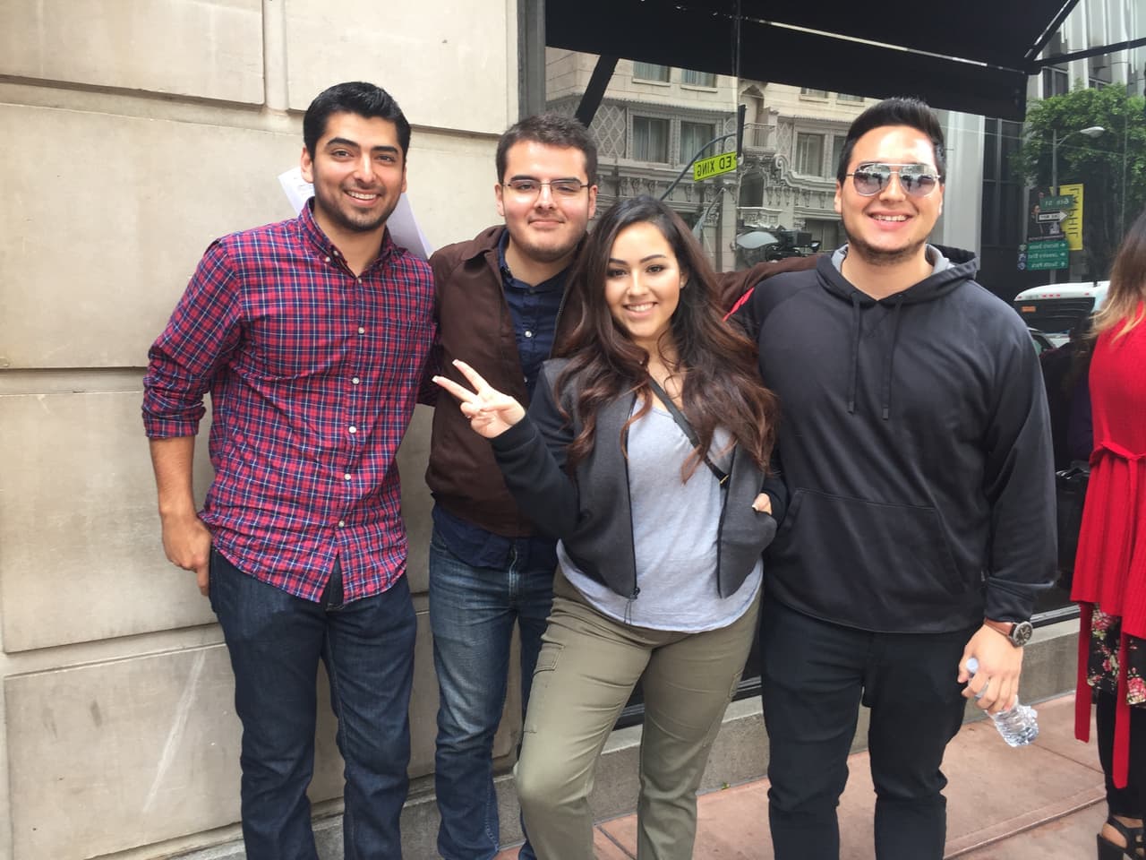 ¡Han sido semanas en búsqueda de los mejores! seis ciudades recorridas, Puerto Rico, Chicago, Houston, Miami, Nueva York y hoy la gira de audiciones termina en Los Ángeles. Nos vamos felices de haber encontrado chicos y chicas con estilo, personalidad y sobretodo talento.