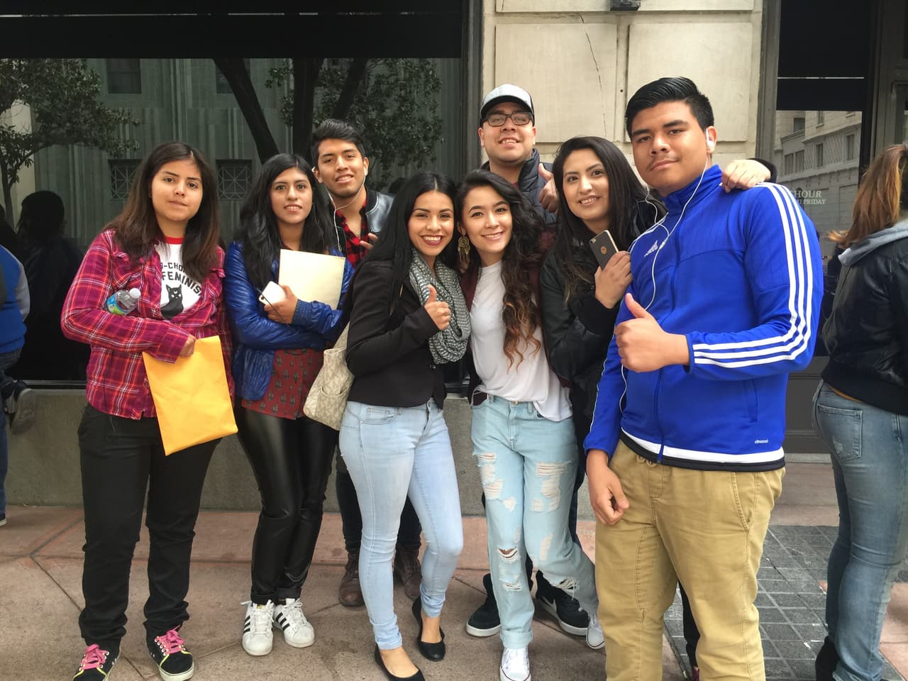 ¡Han sido semanas en búsqueda de los mejores! seis ciudades recorridas, Puerto Rico, Chicago, Houston, Miami, Nueva York y hoy la gira de audiciones termina en Los Ángeles. Nos vamos felices de haber encontrado chicos y chicas con estilo, personalidad y sobretodo talento.