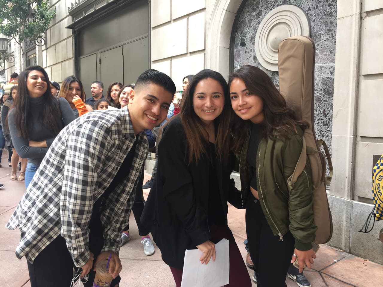 ¡Han sido semanas en búsqueda de los mejores! seis ciudades recorridas, Puerto Rico, Chicago, Houston, Miami, Nueva York y hoy la gira de audiciones termina en Los Ángeles. Nos vamos felices de haber encontrado chicos y chicas con estilo, personalidad y sobretodo talento.
