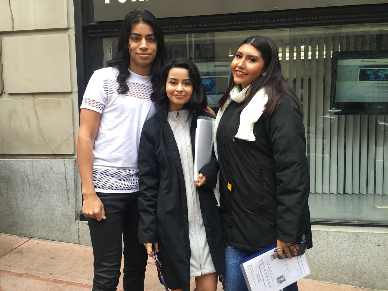 ¡Han sido semanas en búsqueda de los mejores! seis ciudades recorridas, Puerto Rico, Chicago, Houston, Miami, Nueva York y hoy la gira de audiciones termina en Los Ángeles. Nos vamos felices de haber encontrado chicos y chicas con estilo, personalidad y sobretodo talento.