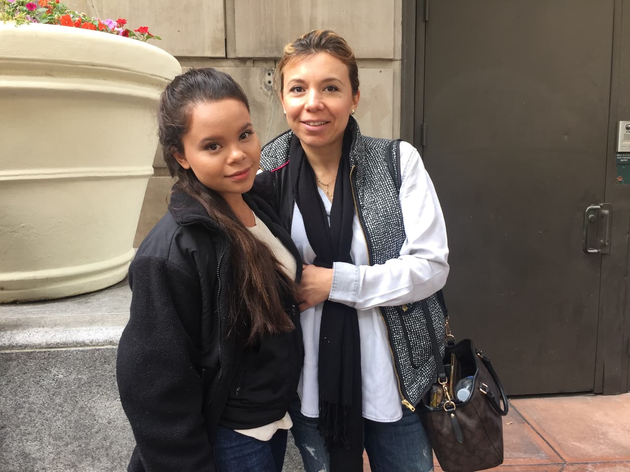 ¡Han sido semanas en búsqueda de los mejores! seis ciudades recorridas, Puerto Rico, Chicago, Houston, Miami, Nueva York y hoy la gira de audiciones termina en Los Ángeles. Nos vamos felices de haber encontrado chicos y chicas con estilo, personalidad y sobretodo talento.