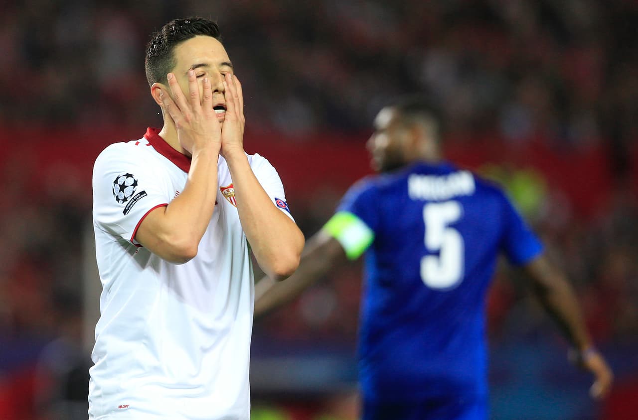 La carrera de Nasri ha sido muy irregular, pero su actitud de 'diva' en cambio se mantiene intacta. Aún espera desplegar al nivel de Zidane, de quien debería aprender algo de sencillez.