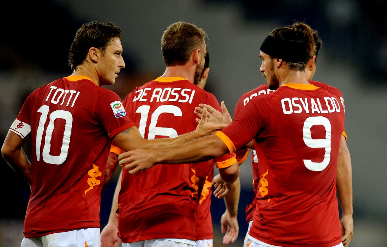 Con la 'Loba' y junto a grandes compañeros como Francesco Totti y Danielle de Rossi, Osvaldo tuvo su mejor época: 27 anotaciones en 55 encuentros oficiales.