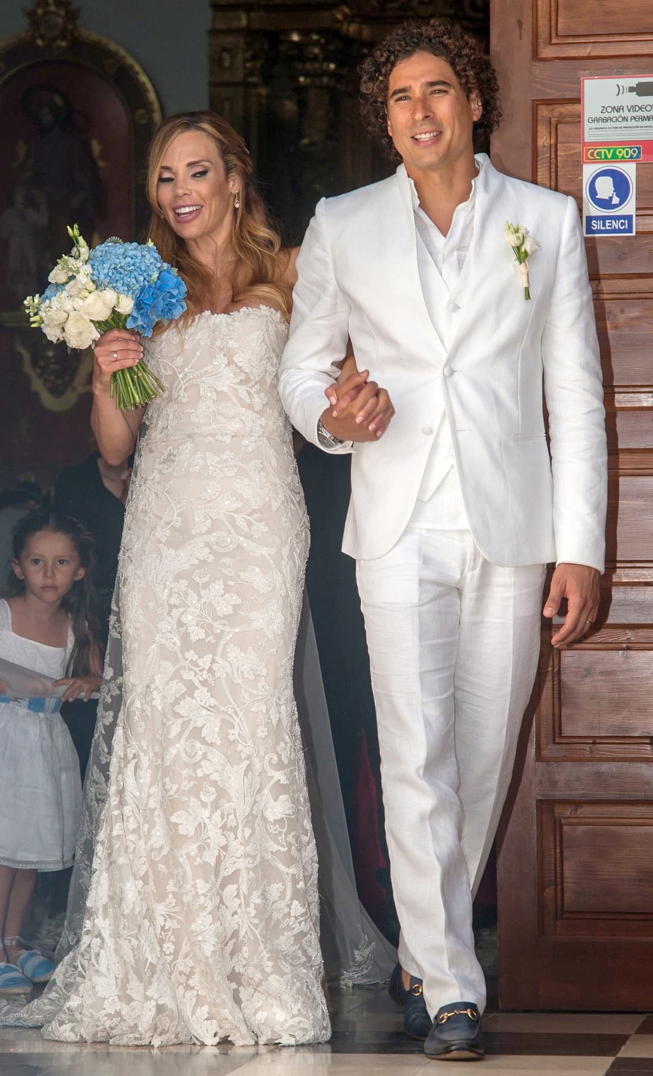 IBIZA, SPAIN - JULY 08: Mexican goalkeeper Guillermo Ochoa and Karla Mora get married on July 8, 2017 in Ibiza, Spain. (Photo by Europa Press/Europa Press via Getty Images)