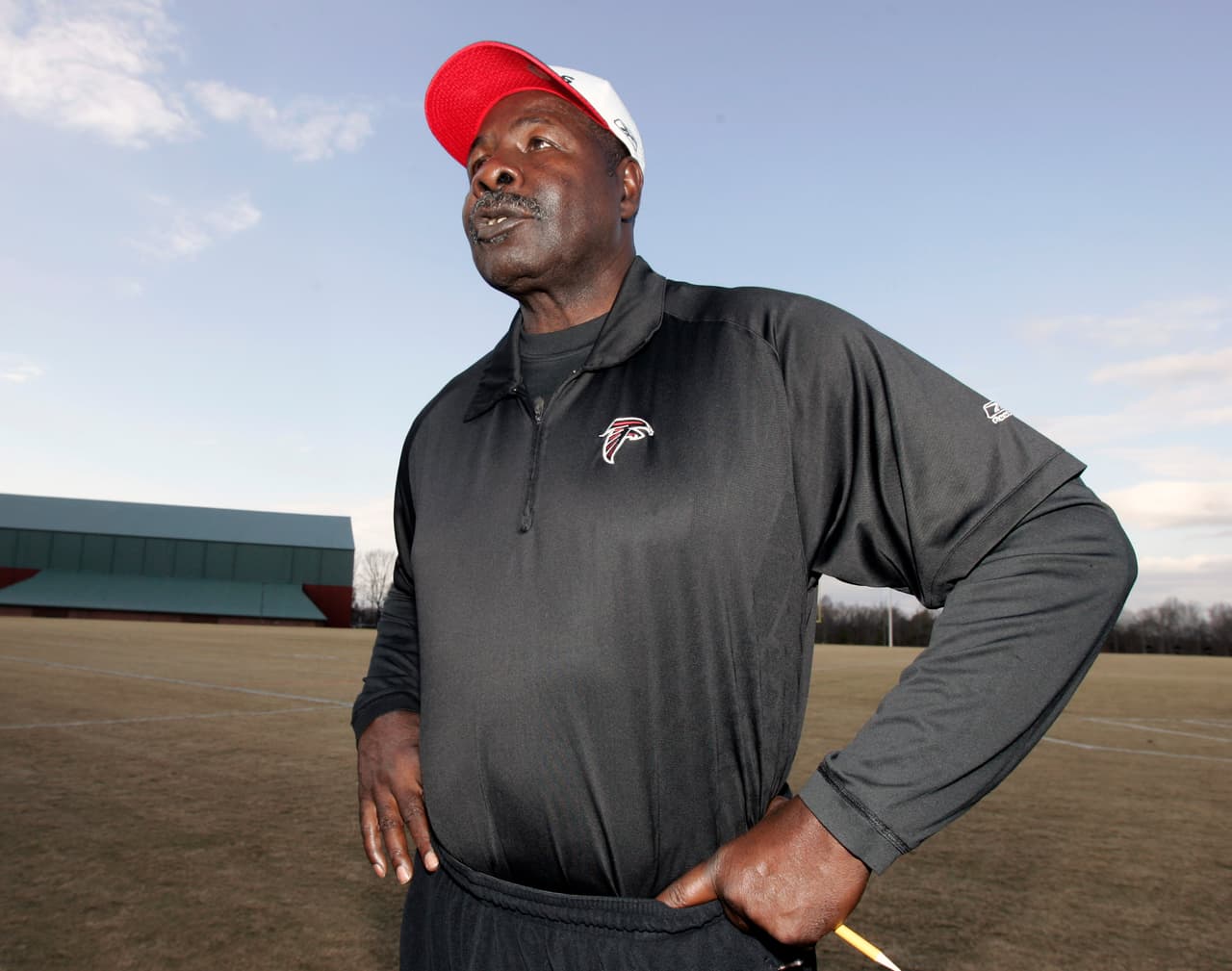 Emmitt Thomas (2007) (1 victoria, 2 derrotas).