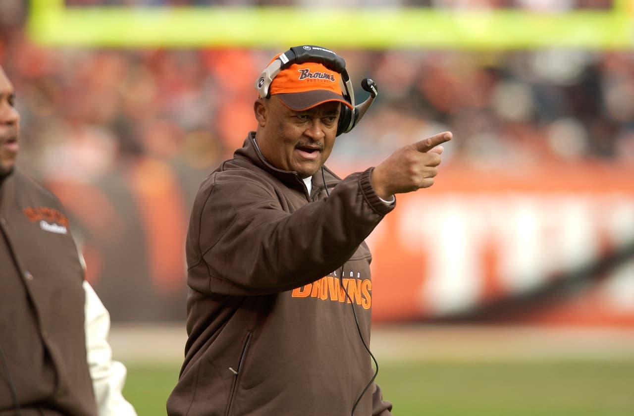 Terry Robiskie (2004) (1 victoria, 4 derrotas).