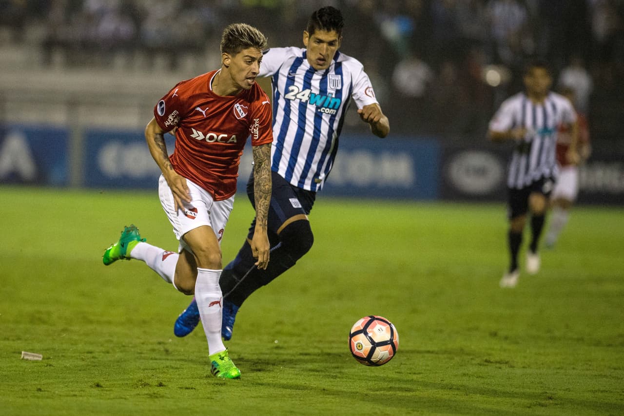 El último de esta selección argentina del Zenit es el volante diestro Emiliano Rigoni, procedente del Club Atlético Independiente.