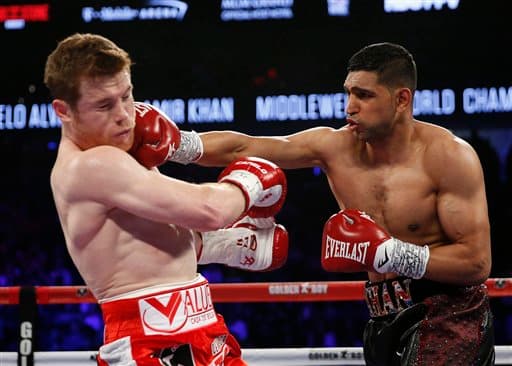 Saúl 'Canelo' Álvarez aplicó cloroformo puro a Amir Khan y defendió con éxito el cinturón medio del Consejo Mundial de Boxeo. El mexicano noqueó al británico en seis rounds en la T-Mobile de Las Vegas.