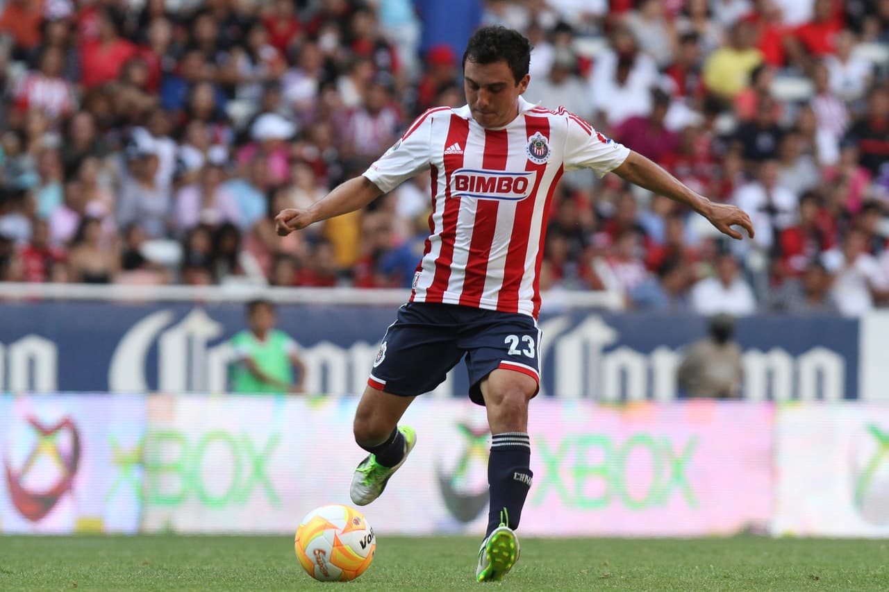 Luis Pérez se puso la playera del América en el año 2007 para acudir a la Copa Libertadores y en el 2012 firmaría con Guadalajara.
<br>