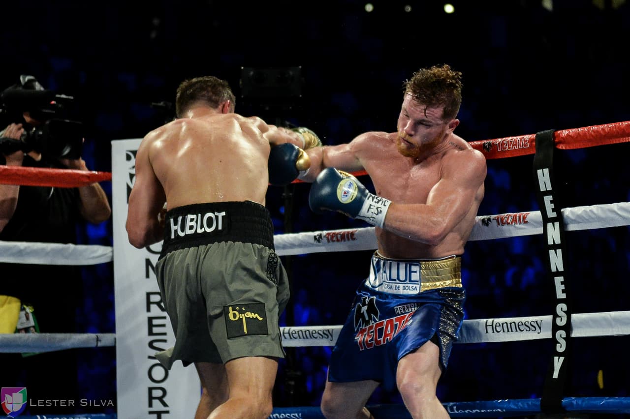 Durante los 36 minutos que duró el combate ambos peleadores mostraron sus mejores golpes. La resistencia de mandíbula de ambos pugilistas quedó de manifiesto.