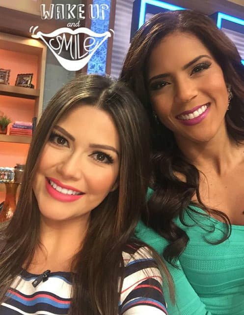 Las reinas nos reciben siempre con una sonrisa. (3 de febrero, 2016)