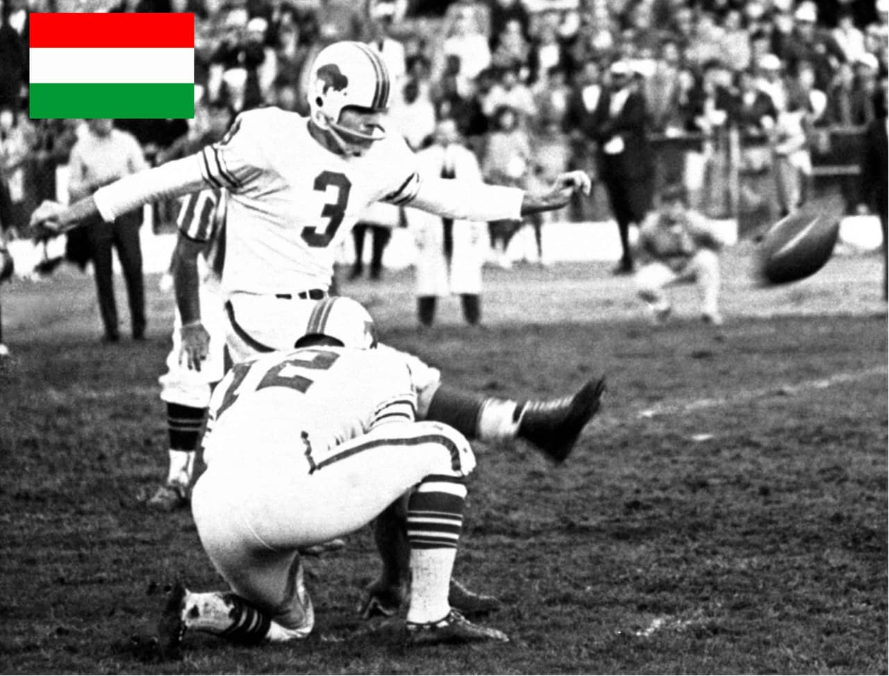 Pete Gogolak, Hungría.