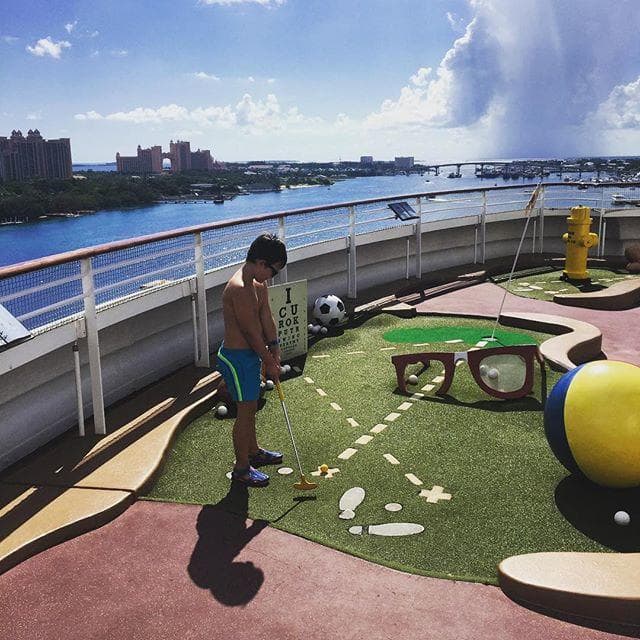 Uno de los más divertidos fue Santi, quien no paró de jugar.