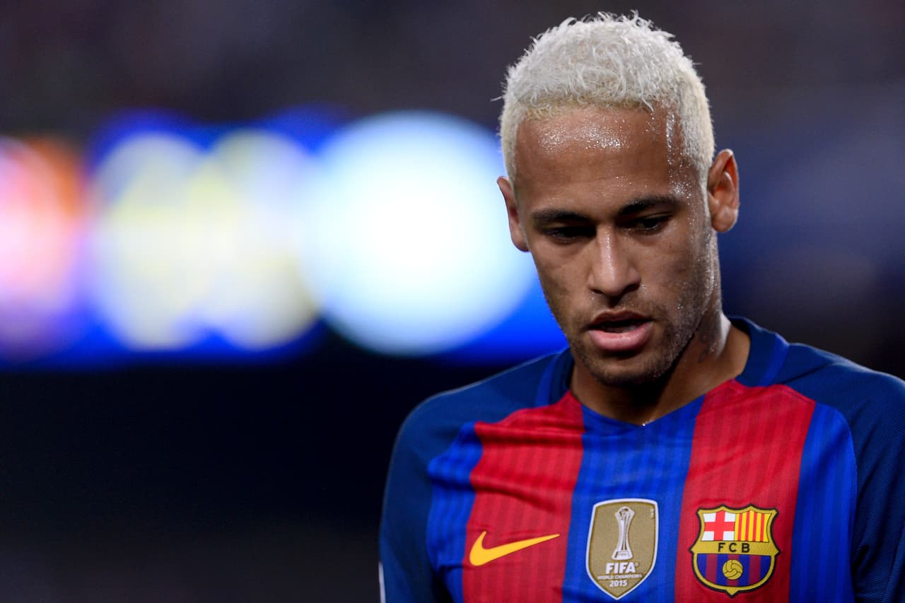 Dan luz verde a juicio contra Neymar por fraude en su fichaje para FC Barcelona