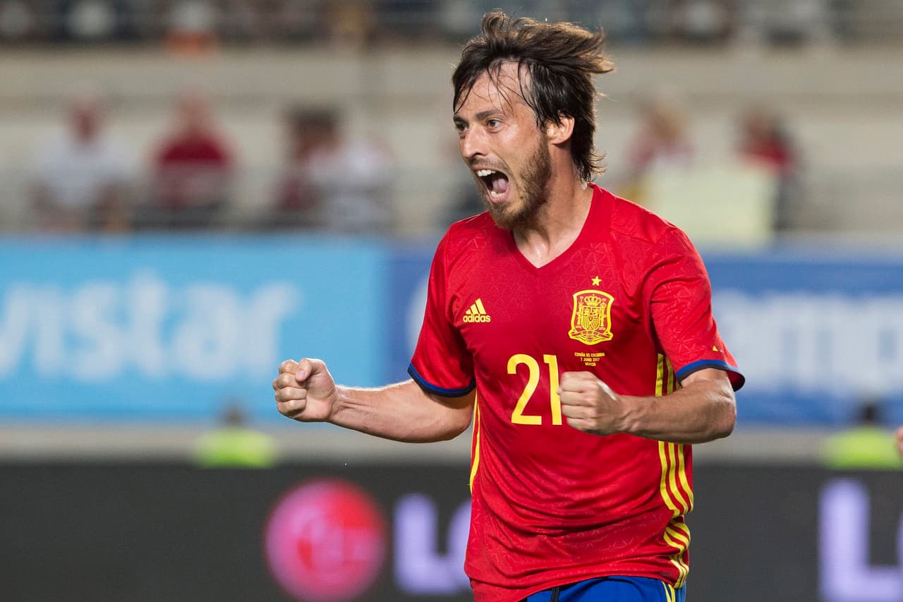 Al minuto 21 de juego, España se fue en ventaja con gol de David Silva.