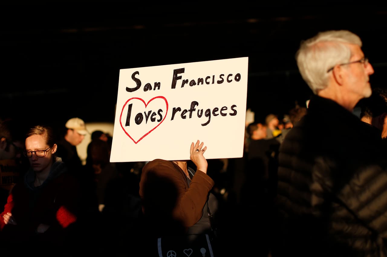 Gran parte de las compañías y empleados de la industria tecnológica de Silicon Valley están en San Francisco, donde el aeropuerto fue sede de protestas.