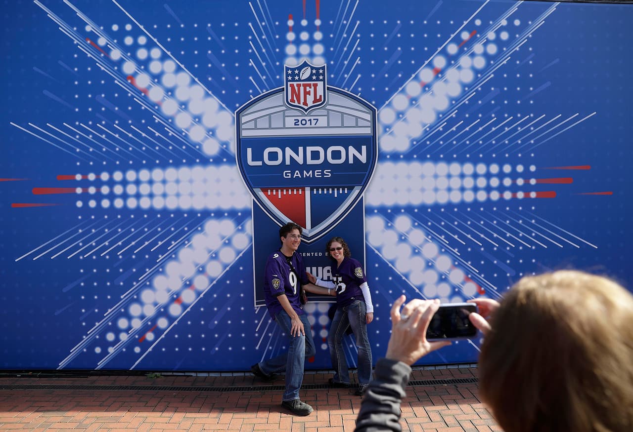 Londres recibió el partido de la temporada de la NFL, en medio de la gira que hace el fútbol americano estadounidense en los diferentes escenarios del mundo.