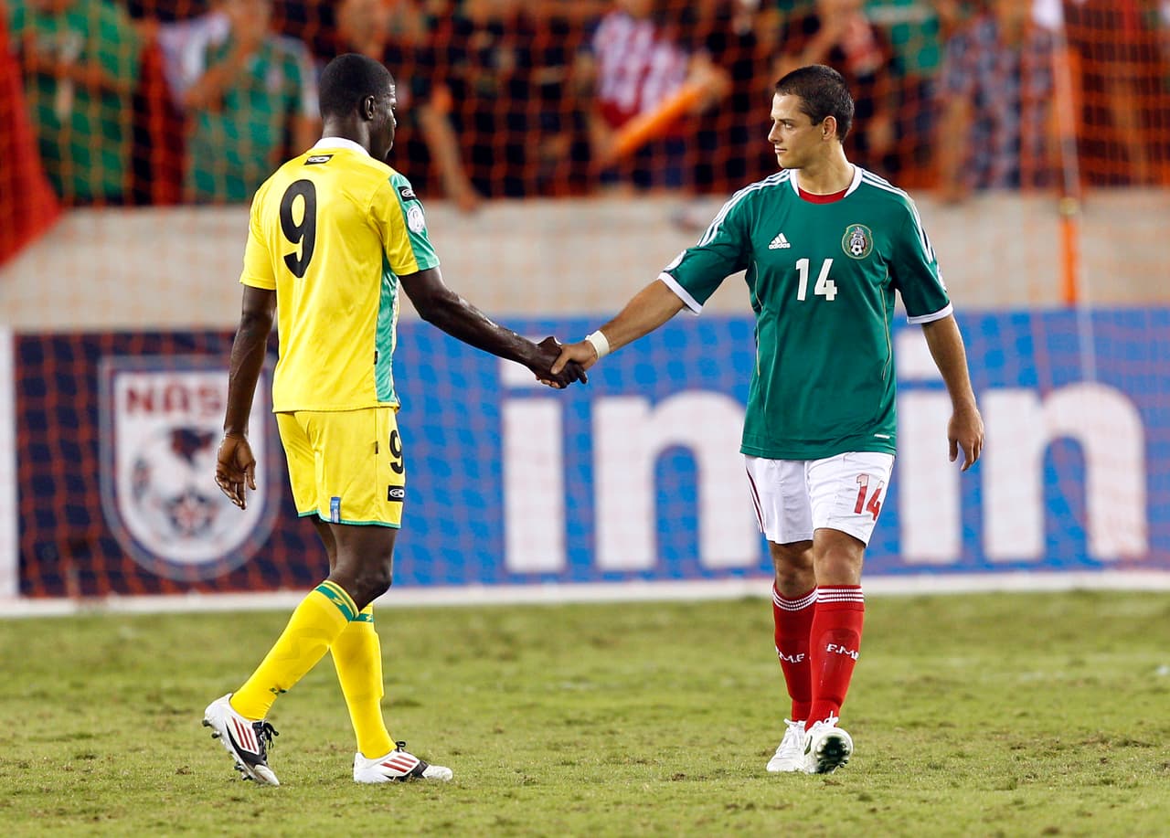 En octubre del mismo año presentó su primer partido de Eliminatorias de la CONCACAF para el Mundial de Brasil 2014, en el cual México venció a Guyana 5-0.