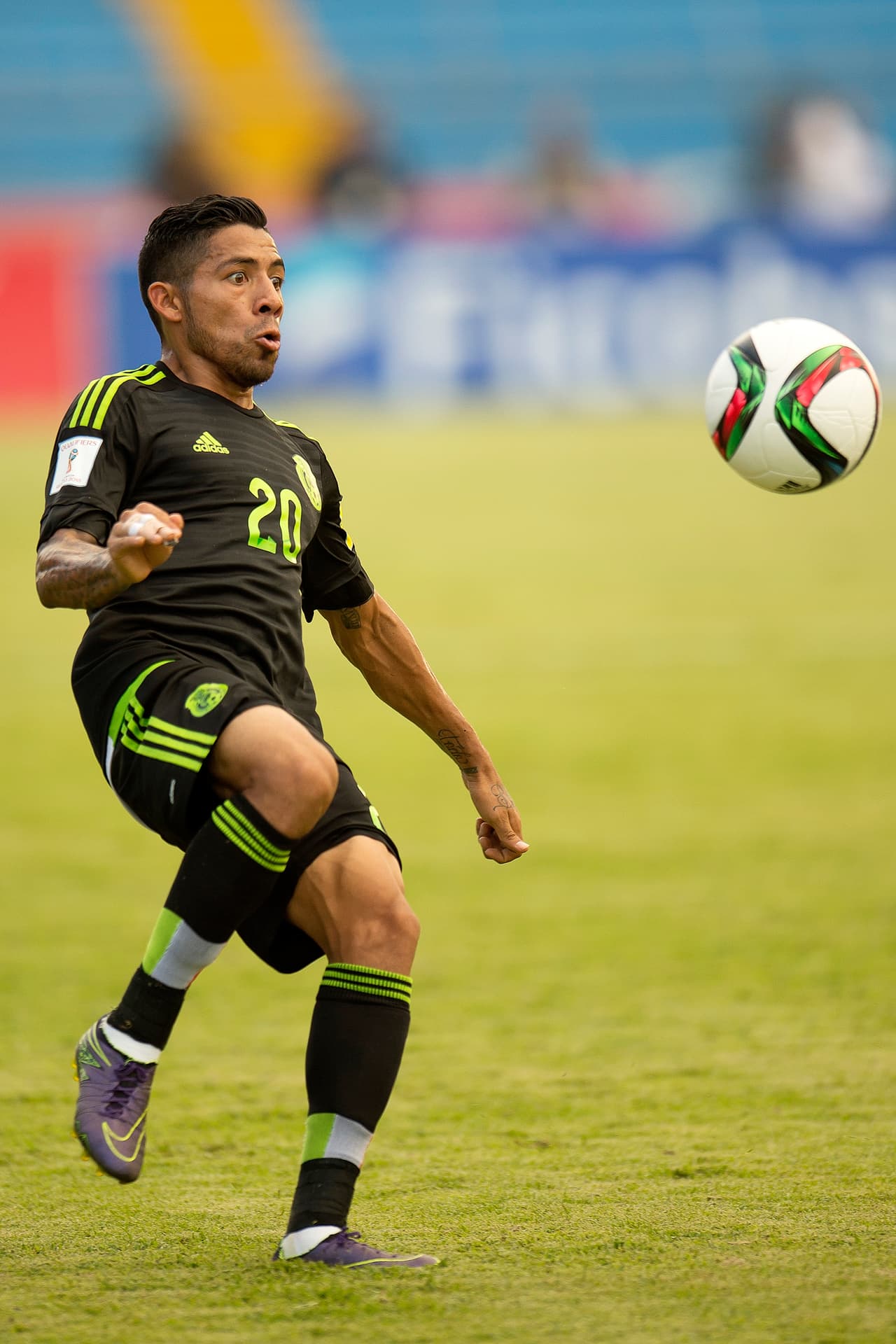 Javier Aquino - La banda izquierda del mediocampo para adelante está llena de drible y caracoleo con el jugador de Tigres que enseñó un nivel estupendo este campeonato. Deberá aprovechar la ausencia de Giovani y enseñar todo su fútbol que es mucho.