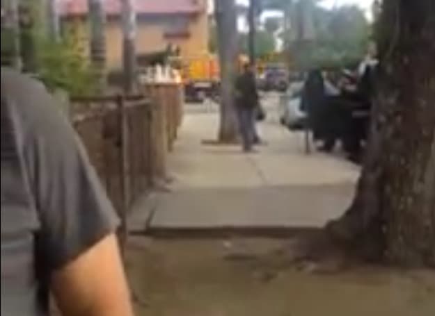 Imagen tomada del video que descubrió operativo de ICE.
<br>