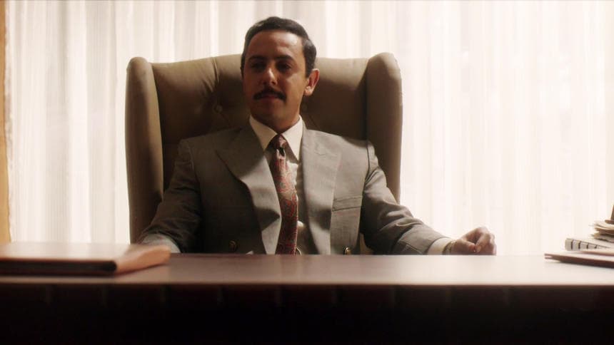 'Don Sol' manipulated the information in his favor to become a powerful politician. What else is he willing to do in the series 'El Chapo' and how the threads of power will be manipulated? Don’t miss the premiere of the series 'El Chapo' Season 2, Sunday, September 17 at 10 pm/9C on Univision.