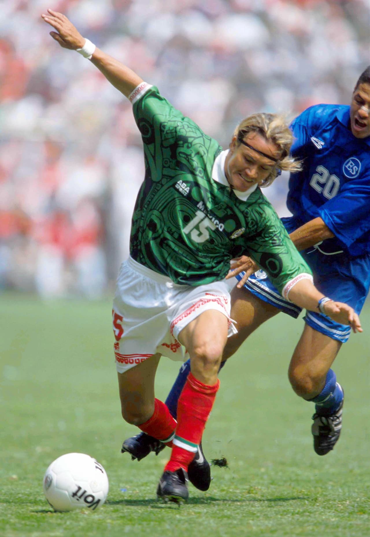 Tras el 2-2 en la Unión Americana, México jugó dos fechas seguidas contra El Salvador y sacó los seis puntos con dos triunfos al hilo.