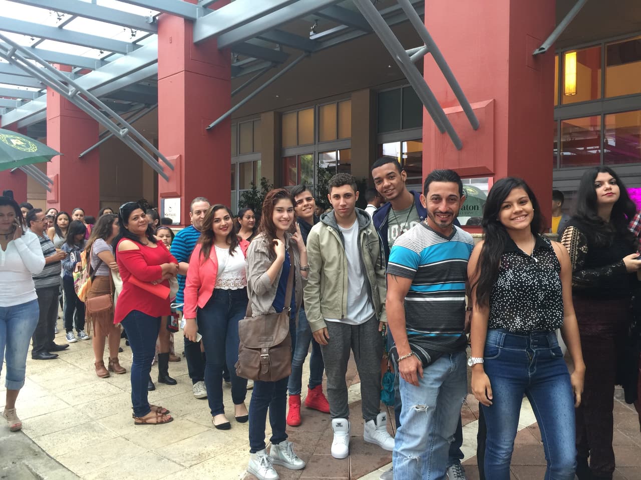 Chicas y chicos con talento llegaron de toda la isla, rompieron récord de asistencia y hasta la lluvia soportaron, así fue como los boricuas dejaron claro que vienen fuerte en la segunda temporada de La Banda.