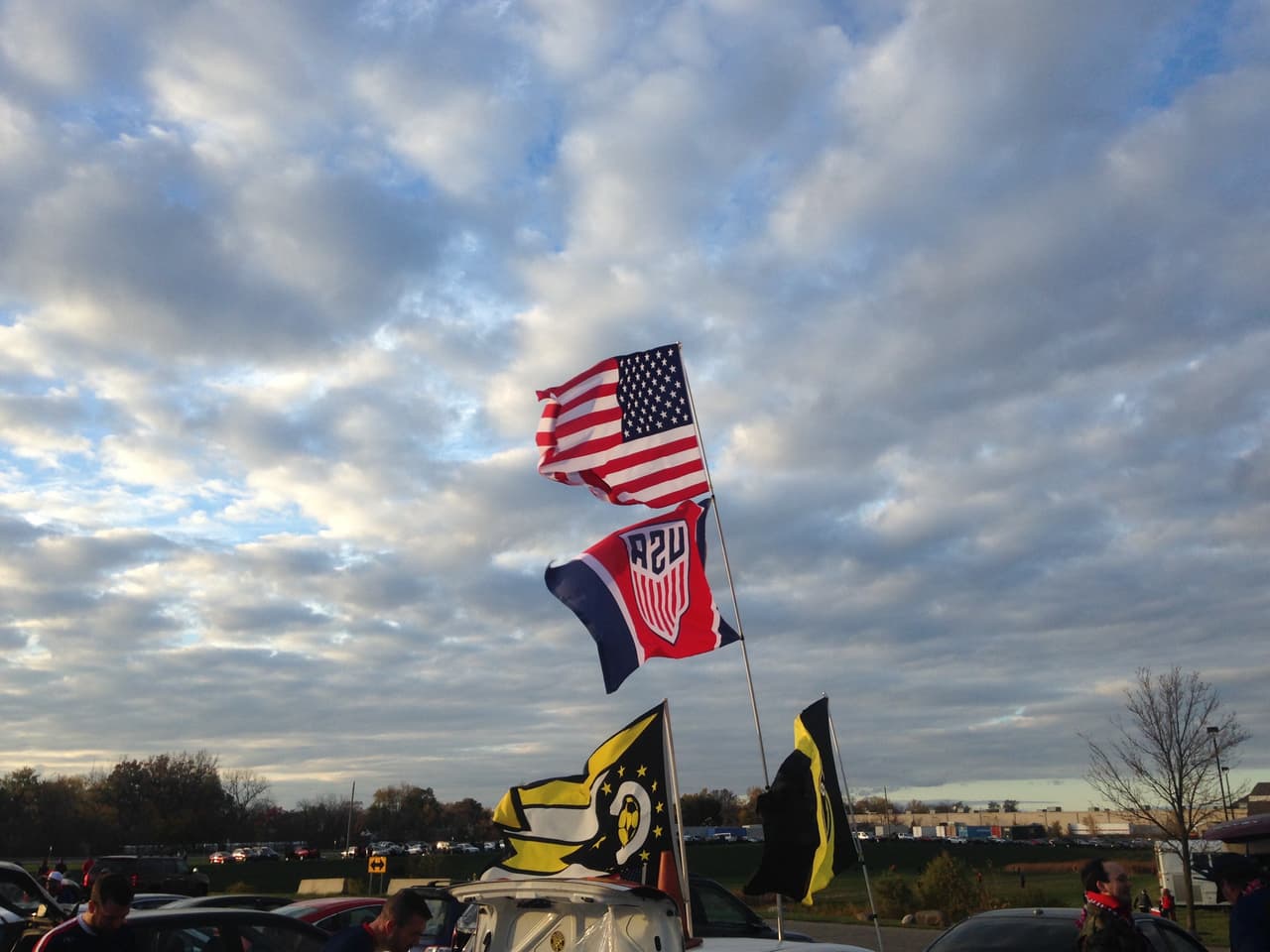 Hay viento que aumenta la sensación de frío en Columbus.