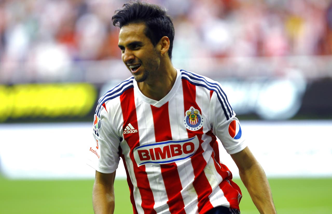 El defensa del Rebaño Raúl López está nominado a Revelación del Año en los Premios Univision Deportes.