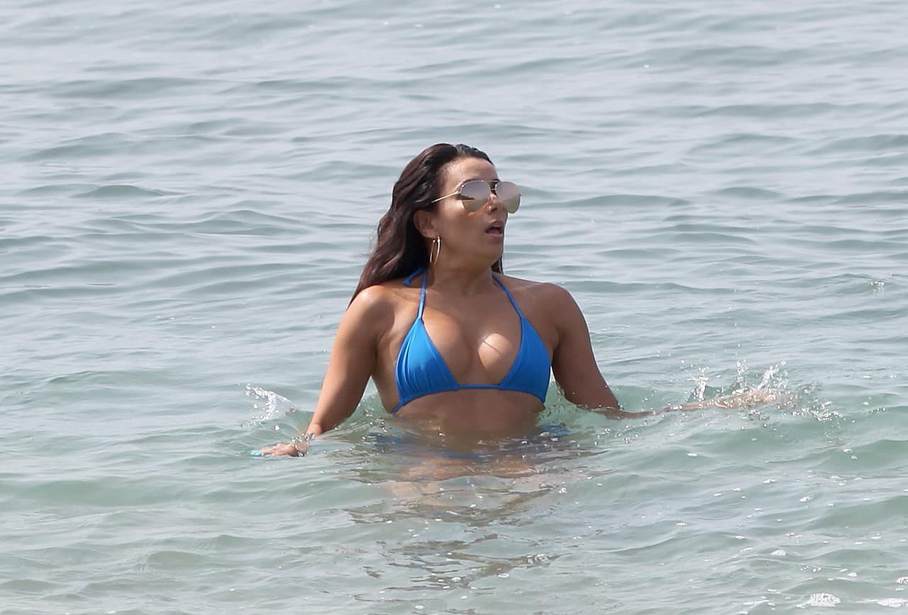 Así la vimos disfrutar de las olas del mar.