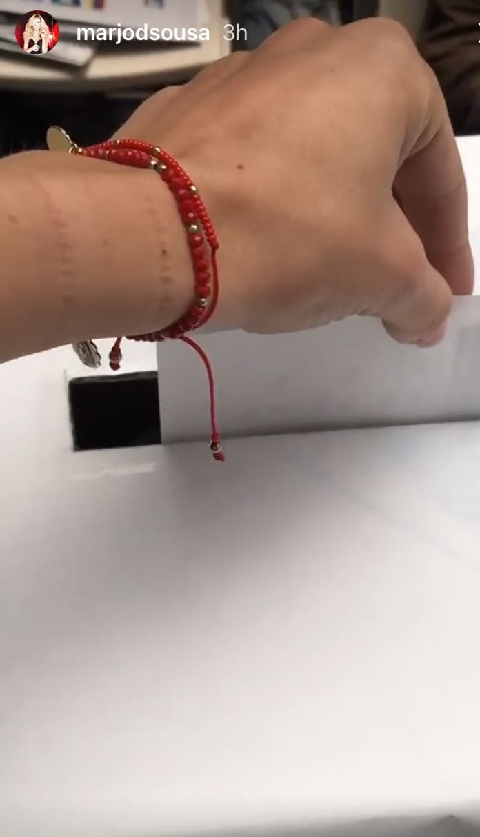 La actriz que actualmente enfrenta un juicio contra el padre de su hijo Matías, el también actor Julián Gil por la manutención del pequeño de cinco meses, publicó un mensaje sobre su país natal:"Te amo Venezuela, te quiero libre".