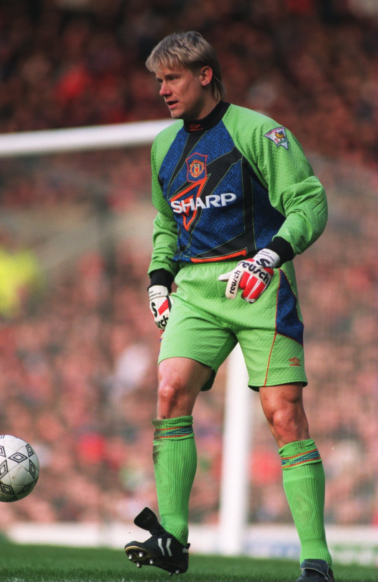 De 1991 a 1999, Peter Schmeichel conquistó cinco títulos de Premier League. Su nombre está inscrito en letras de oro en el Old Trafford.