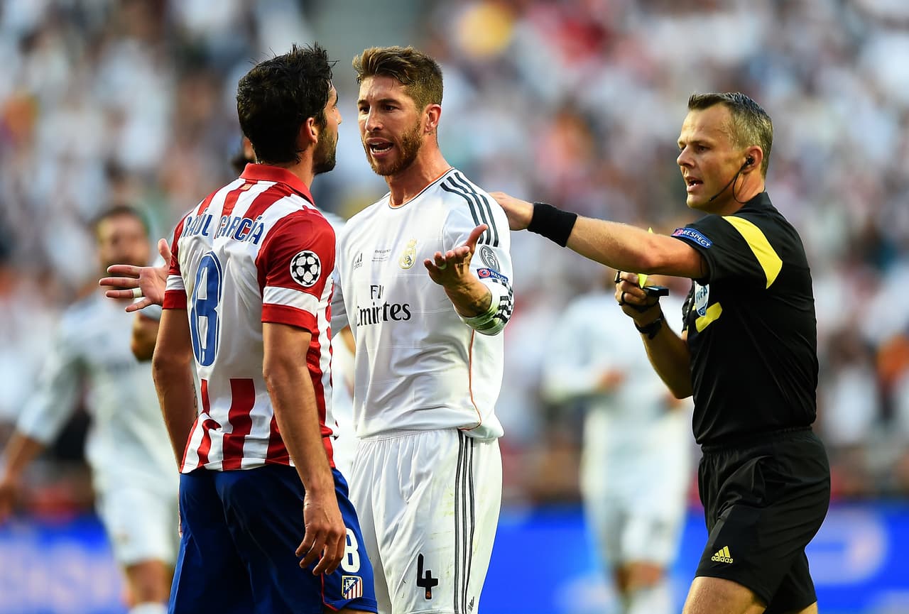 Para cerrar el portentoso medio campo del Atlético en 2014 estaba Raúl García. Un volante de garra y sacrificio que también aporta demasiado en ataque y que en la final de 2014 contra el Real Madrid no se achicó y volvió a ser un dolor de cabeza para los merengues como cada vez que los enfrentaba. El medio vasco no forma más parte del equipo colchonero, y tras una larga ausencia, tuvo una gran temporada debut en el Athletic Club de Bilbao.