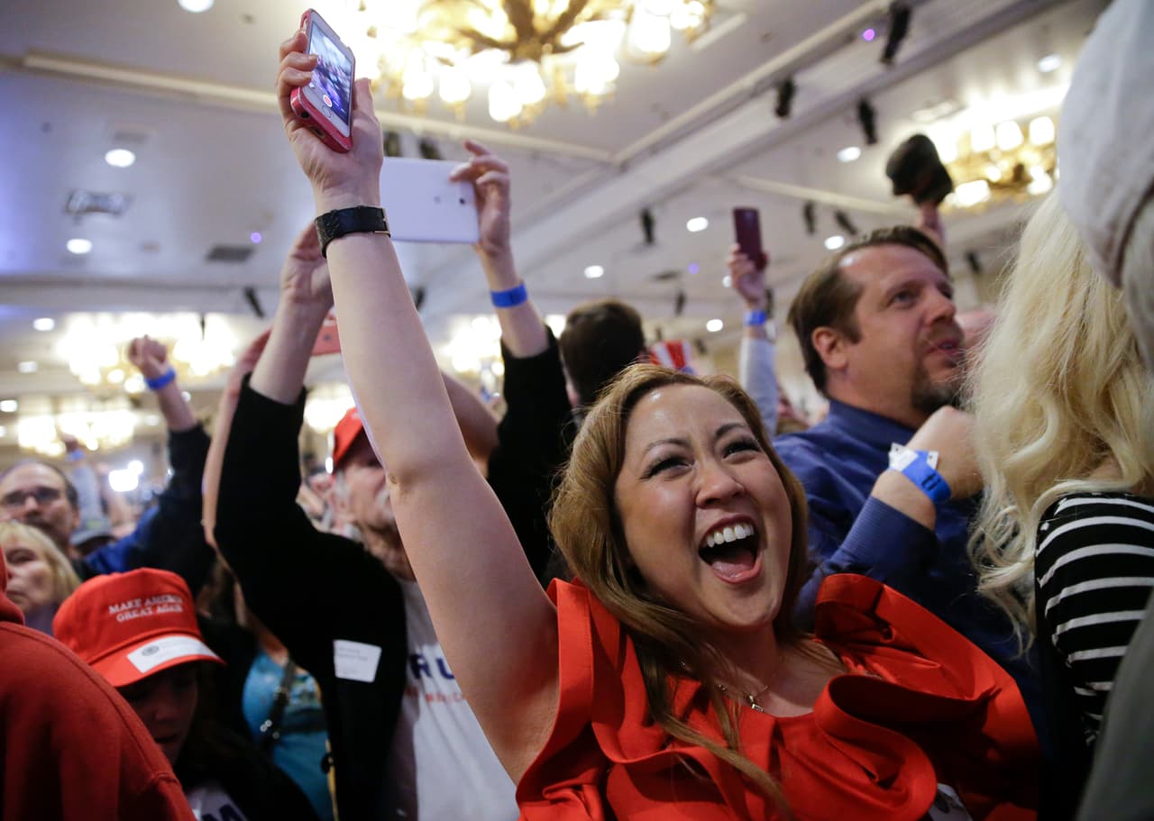 Votantes de Trump celebran la victoria en el caucus de Nevada