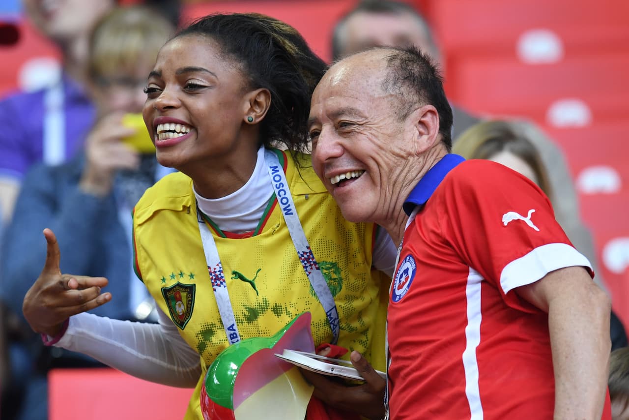 Tanto así, que hasta los chilenos quisieron tomarse fotos con ella, a quien tampoco le hacía falta la bellaza.