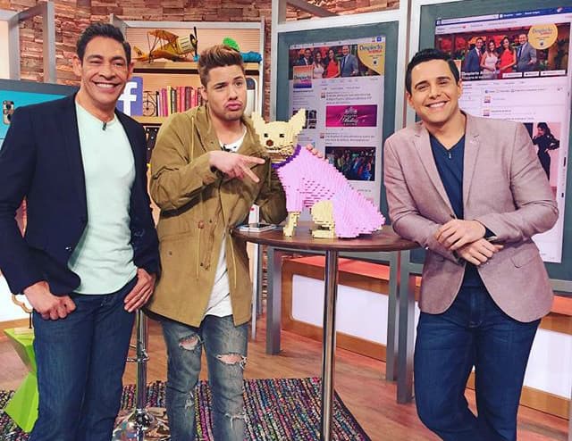 Johnny, William y Alejandro cautivan con su sonrisa. (26 de febrero, 2016)