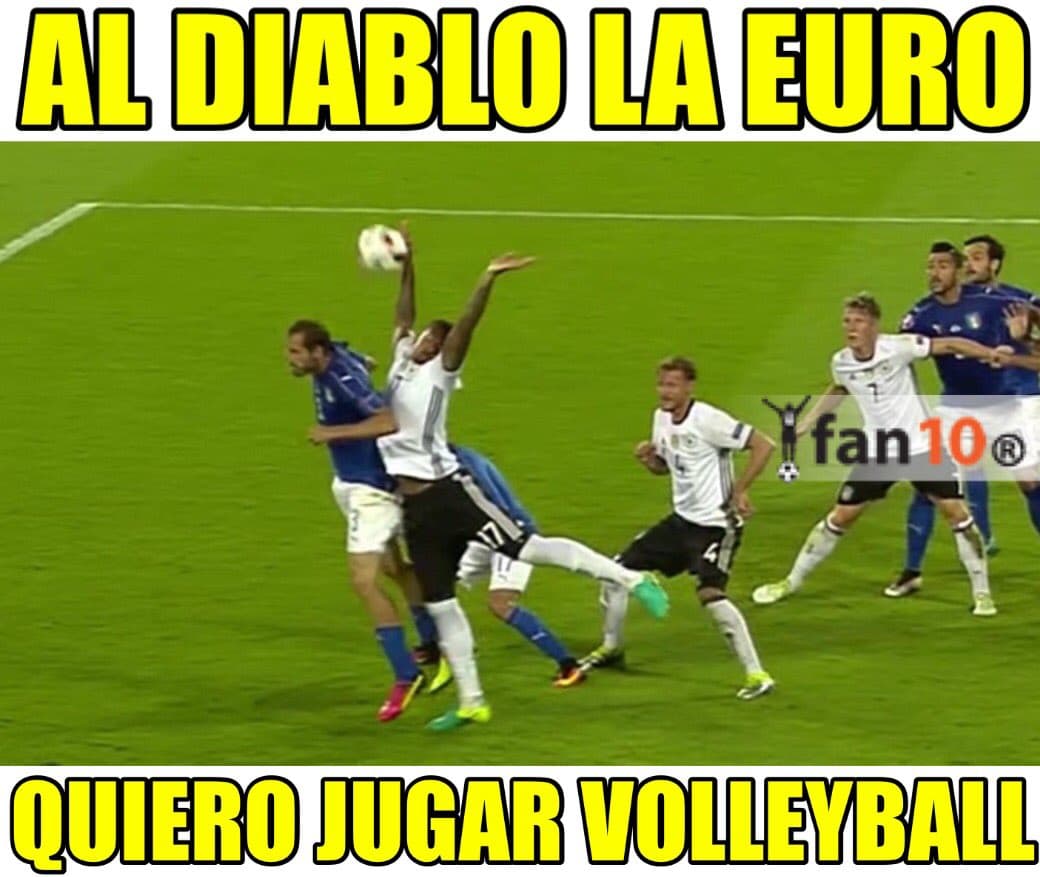 Los usuarios en las redes sociales hicieron mofa de la postura poca ortodoxa con la que el defensa alemán atacó la pelota para el penal con el que empató la Azzurra.