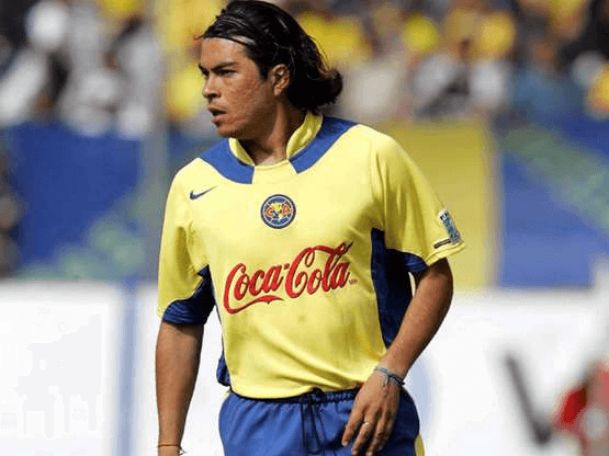 Álvaro Ortíz no es de los futbolistas más recordados, pero en su momento fue criticado por irse al América en el 2002 después de jugar con Chivas en el 2000.