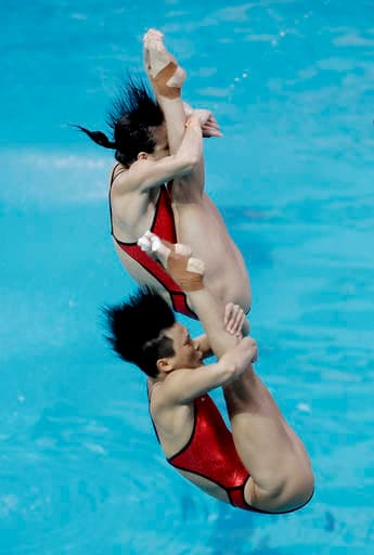 China refrendó su dominio en clavados sincronizados de 3 metros y ganó oro en Río