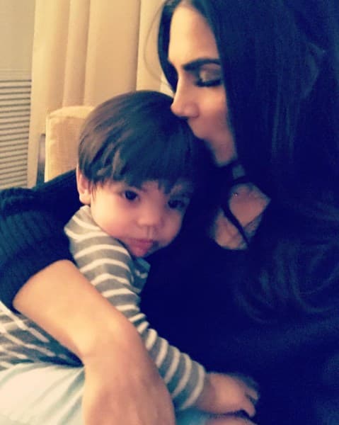 Alejandra Espinoza se derrite de amor con su peque baby Matteo.