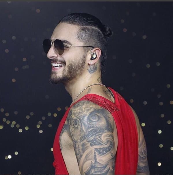El cantante colombiano Maluma, de 23 años de edad, ha conquistado a hombres y mujeres por igual sin importar edad ni profesion.