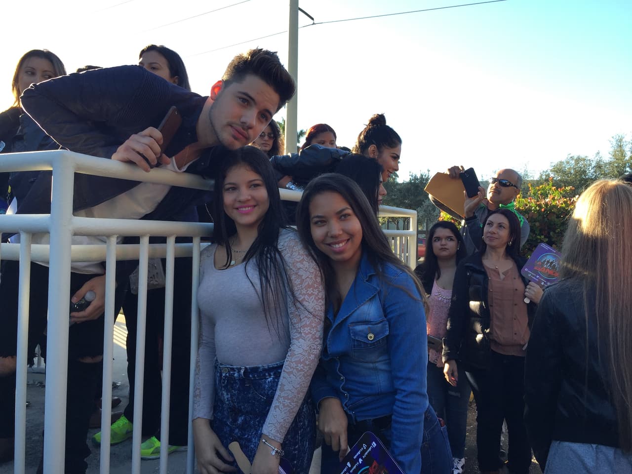 Una vez más Miami demostró que quiere ser parte del fenómeno de La Banda y es que cientos de chicos y chicas se presentaron para dar el primero paso, y con ilusión continuar su camino en la música y dar a conocer su talento frente al mundo.