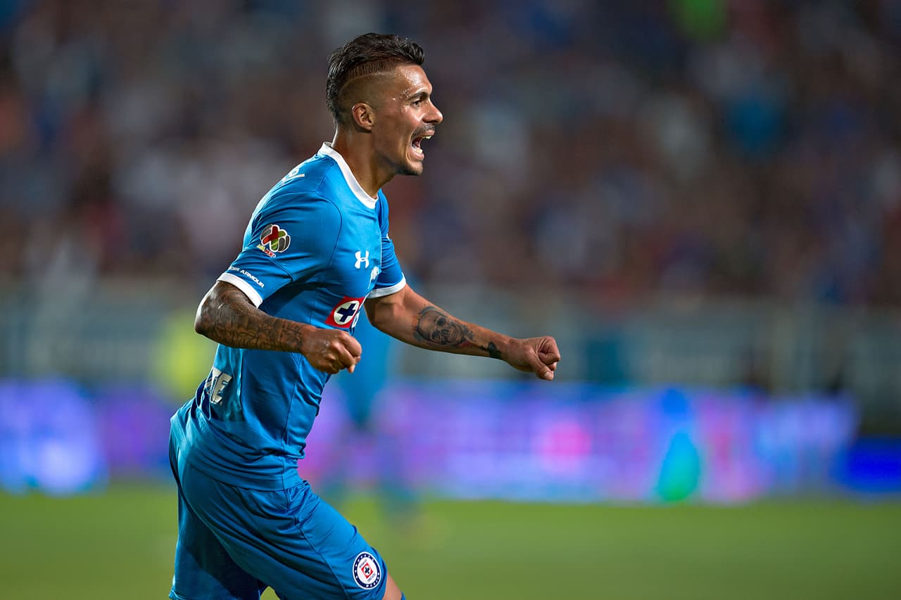 Richard Ruiz, de Cruz Azul a Tiburones Rojos de Veracruz.