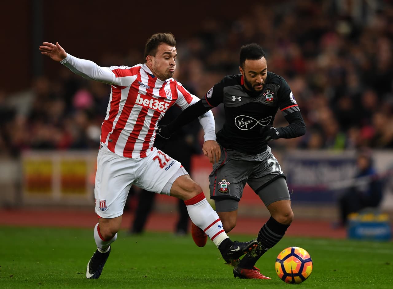 El suizo Xherdan Shaqiri tiene una cualidad que parece poco evidente a primera vista: la contextura muscular en sus piernas frente a su 1,68 metros de estatura, con lo que logra la potencia que lo caracteriza.