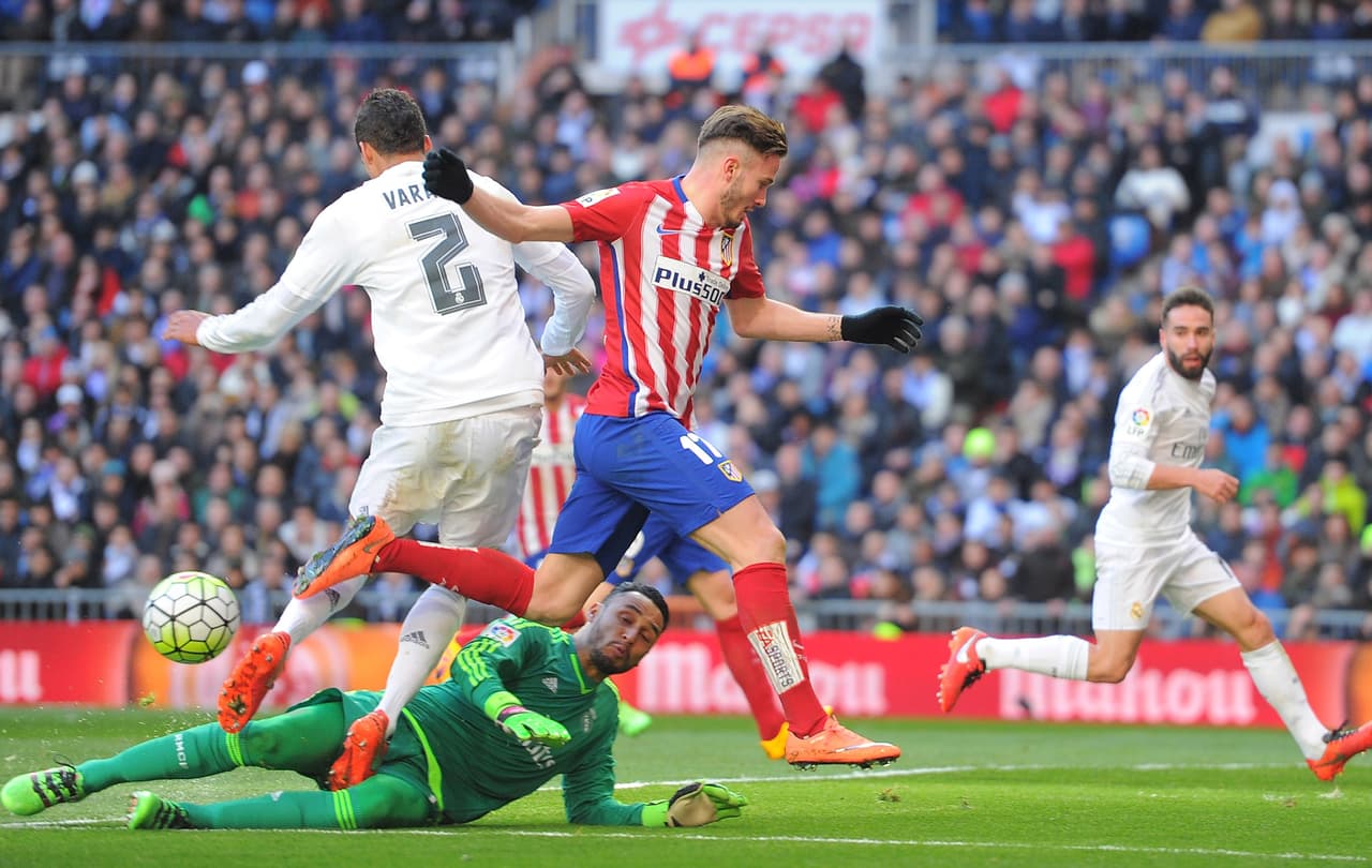 Ñíguez pudo aumentar la ventaja del Atlético y sentenciar el juego pero se topó con la atinada intervención de Keylor Navas.