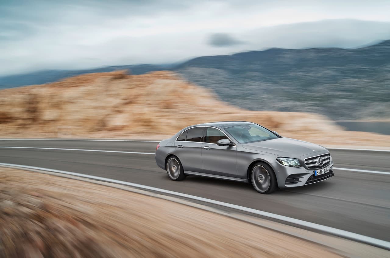 Se espera que el Mercedes-Benz Clase E 2016 debute en el mercado estadounidense durante la primavera, aunque se aguardan coordenadas temporales precisas por parte del fabricante alemán.