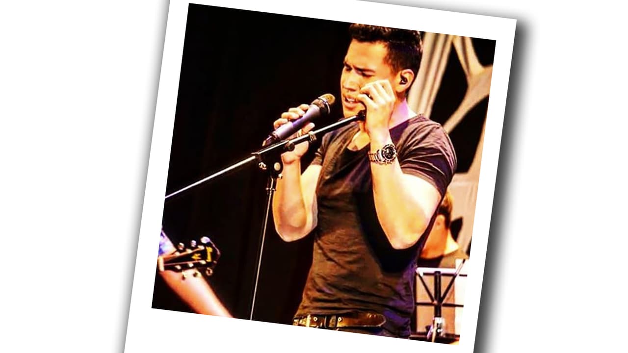 Andrés hasta dejó su pasión por el fútbol.