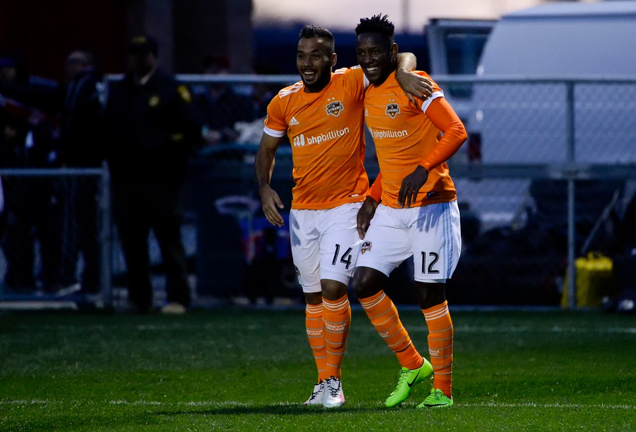 La fuerza naranja del Dynamo tiene este año un mayor componente latino. (USA Today Images)