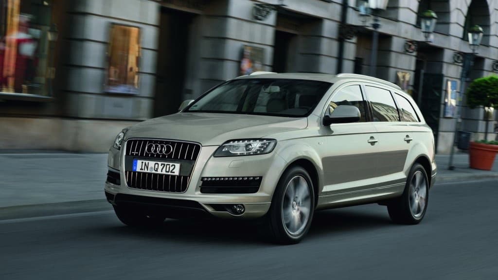 <b>5. Audi Q7</b>: La versión con el sistema de tracción integral Quattro de la SUV grande de Audi presentó un índice de
<b>0 conductores muertos</b> por cada millón de vehículos registrados. La Audi Q7 fue sustituida por un modelo totalmente nuevo para 2017.