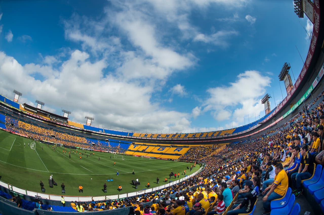 El estadio Universitario recibirá su próximo partido contra Chivas de Guadalajara, aún con fecha por definir hasta que se normalice la situación.